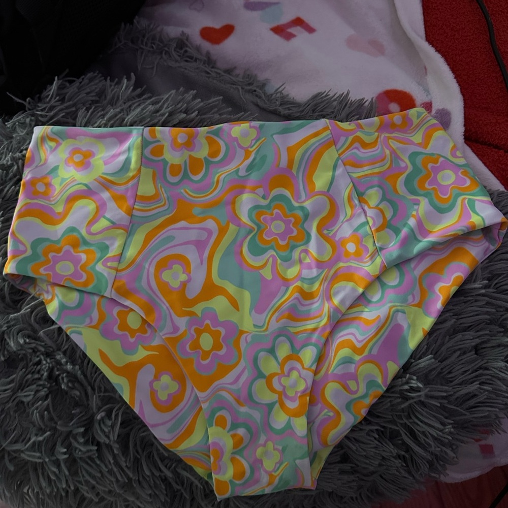 Kulani Kini’s high waisted bikini bottoms